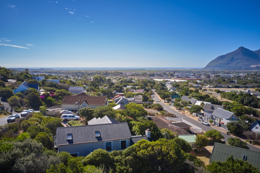 4 Bedroom Property for Sale in Capri Western Cape